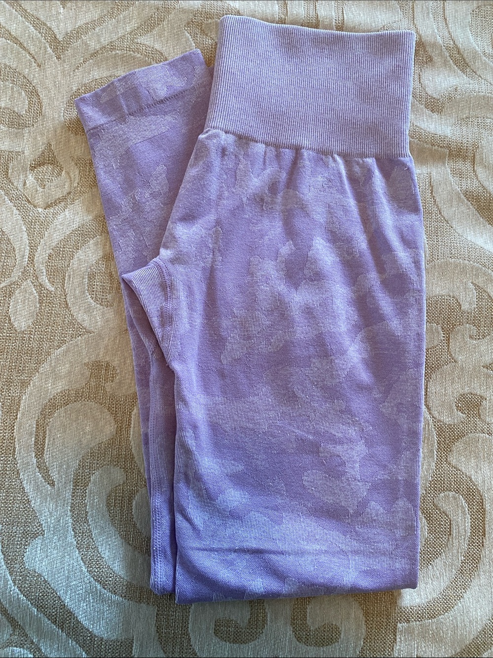 NVGTN Lavender Camo Seamless Leggings Size S High Rise Gym Yoga - Picture 10 of 11